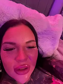  MelinaCurves  online show from 09-14-25, 07:57