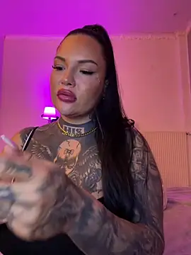  MelinaCurves  online show from 04-15-26, 10:21