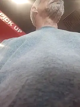 Biknight online show from 09-27-25, 10:04