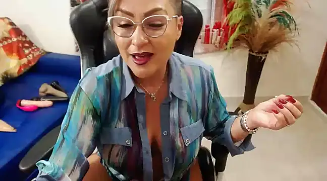 Tamara Luaren online show from 12-21-24, 12:31