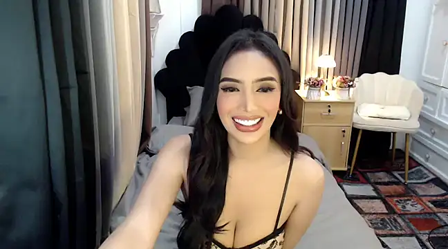 Snapshot of StellaBucks chatting on 01-04-25, 10:02 StellaBucks online show from 01-04-25, 10:02