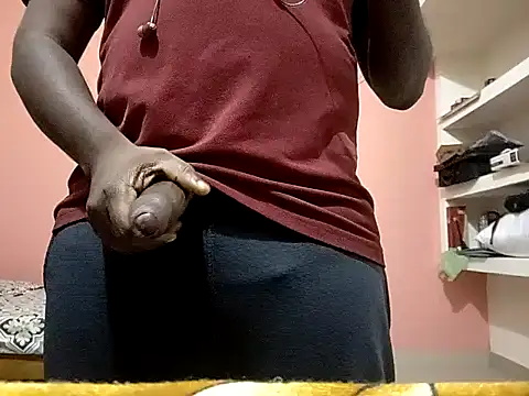 Snapshot of Aneesh007m chatting on 10-28-25, 06:43 Aneesh007m online show from 10-28-25, 06:43