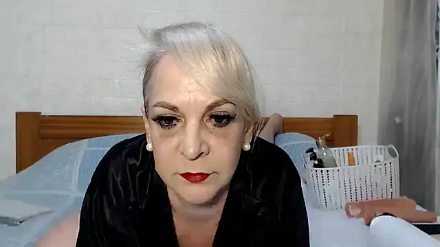 awild kitten online show from 05-03-26, 09:37