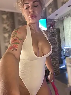 Hotnessi online show from 12-22-24, 08:16