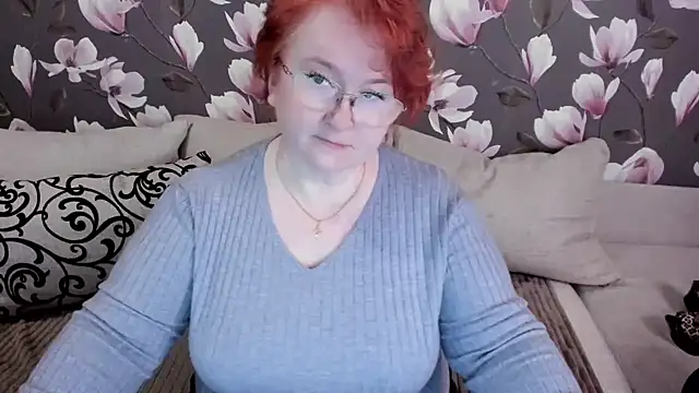 leiamillersonn online show from 12-19-24, 06:12
