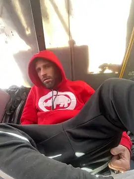 Snapshot of FckbbOy chatting on 10-29-25, 04:53 FckbbOy online show from 10-29-25, 04:53