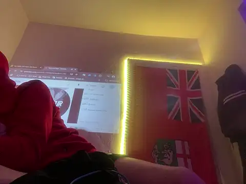 Snapshot of FckbbOy chatting on 10-30-25, 12:39 FckbbOy online show from 10-30-25, 12:39