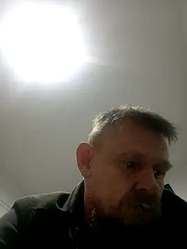 Snapshot of Skody31 chatting on 09-22-25, 10:50 Skody31 online show from 09-22-25, 10:50