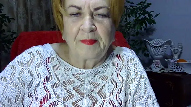 Emma52610 online show from 12-29-24, 07:06