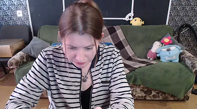 Snapshot of Gr4_soul_ chatting on 03-08-25, 01:03 Gr4 soul online show from 03-08-25, 01:03