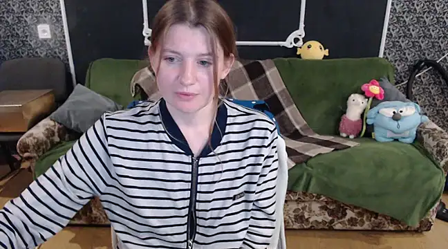 Snapshot of Gr4_soul_ chatting on 03-08-25, 04:06 Gr4 soul online show from 03-08-25, 04:06