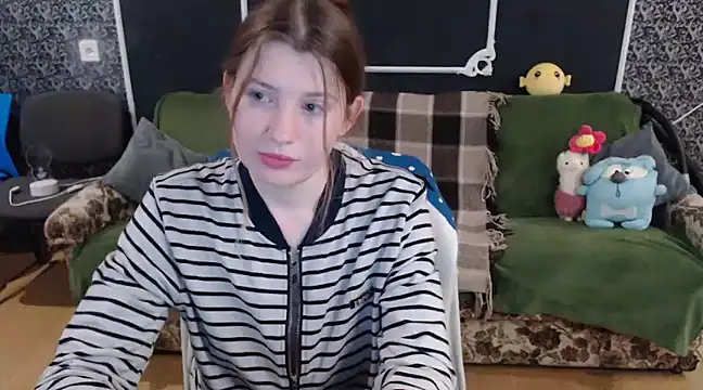 Snapshot of Gr4_soul_ chatting on 03-16-25, 07:15 Gr4 soul online show from 03-16-25, 07:15