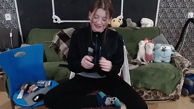 Snapshot of Gr4_soul_ chatting on 10-21-25, 09:32 Gr4 soul online show from 10-21-25, 09:32