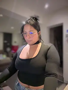 Snapshot of DannaaMeliza chatting on 12-07-24, 05:42 DannaaMeliza online show from 12-07-24, 05:42