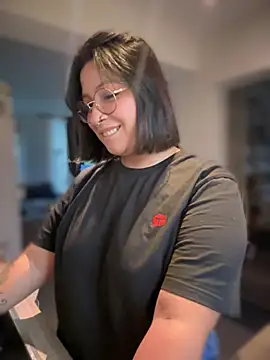 Snapshot of DannaaMeliza chatting on 12-13-24, 08:41 DannaaMeliza online show from 12-13-24, 08:41