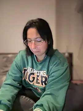 Snapshot of DannaaMeliza chatting on 12-31-24, 10:26 DannaaMeliza online show from 12-31-24, 10:26