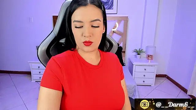 Snapshot of Lia_Simons chatting on 01-11-25, 07:06 Lia Simons online show from 01-11-25, 07:06