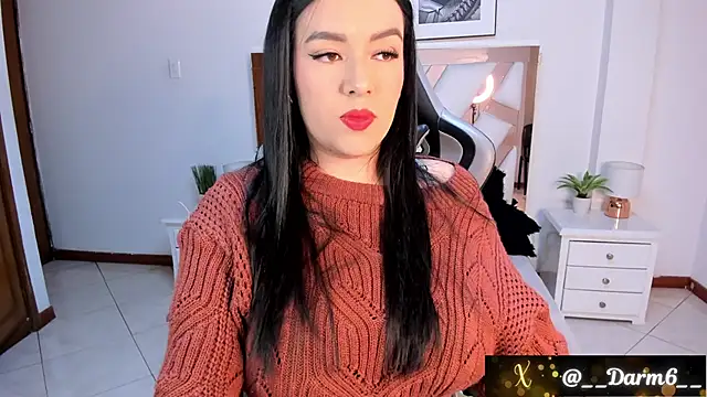 Snapshot of Lia_Simons chatting on 02-06-25, 02:55 Lia Simons online show from 02-06-25, 02:55