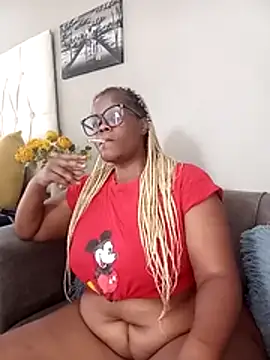 Snapshot of SQUITBOOTY chatting on 12-04-25, 07:50 SQUITBOOTY online show from 12-04-25, 07:50