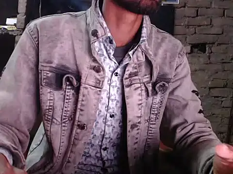 Snapshot of ThethunderPo chatting on 12-14-24, 01:49 ThethunderPo online show from 12-14-24, 01:49