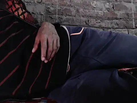 Snapshot of ThethunderPo chatting on 12-29-24, 03:13 ThethunderPo online show from 12-29-24, 03:13