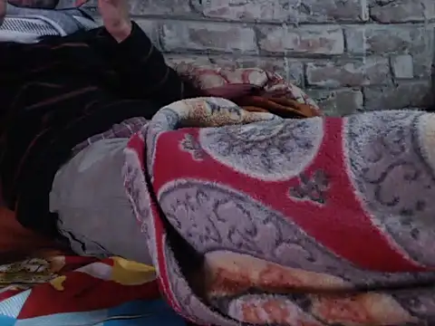 Snapshot of ThethunderPo chatting on 01-07-25, 06:27 ThethunderPo online show from 01-07-25, 06:27