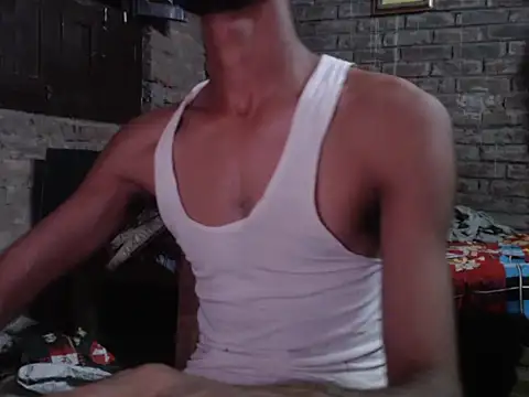 Snapshot of ThethunderPo chatting on 09-22-25, 06:54 ThethunderPo online show from 09-22-25, 06:54