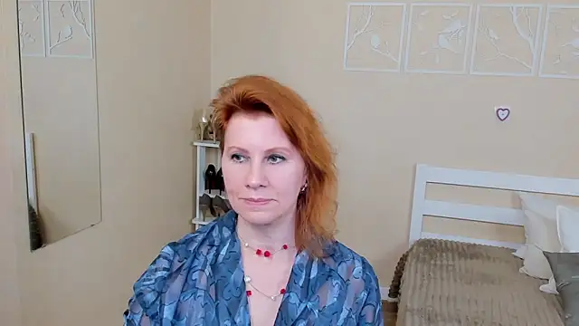 FoxySophia online show from 01-27-25, 01:19