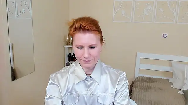 FoxySophia online show from 01-28-25, 12:15