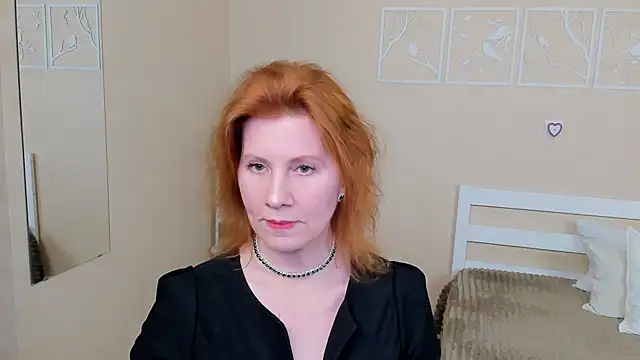 FoxySophia online show from 01-30-25, 02:15