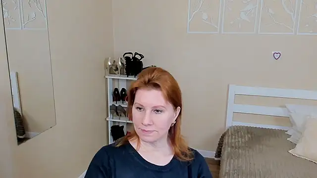 FoxySophia online show from 02-17-25, 02:59