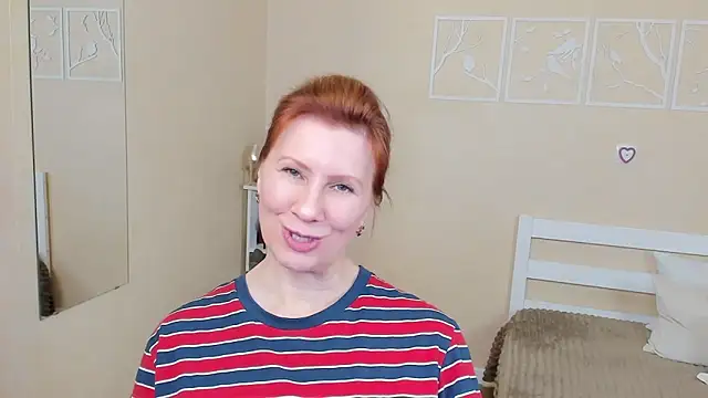 FoxySophia online show from 02-24-25, 11:41