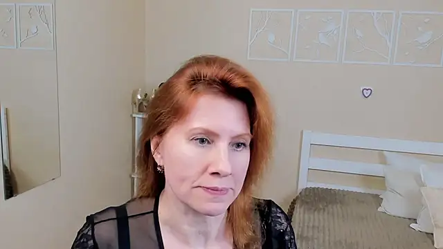 FoxySophia online show from 02-25-25, 03:42