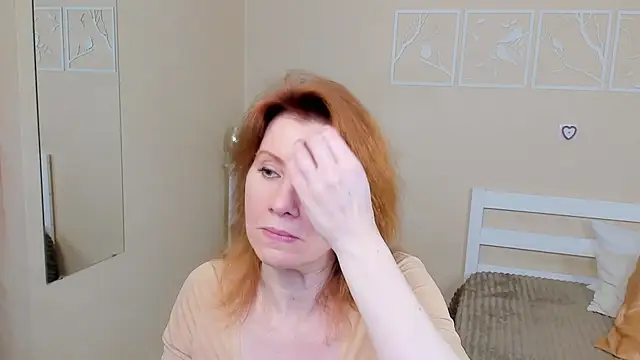 FoxySophia online show from 02-26-25, 08:15