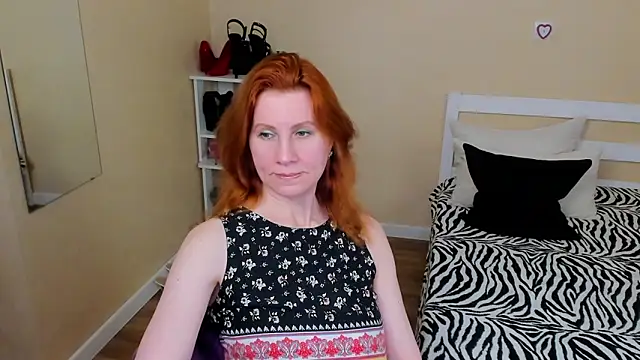 FoxySophia online show from 05-03-26, 02:39