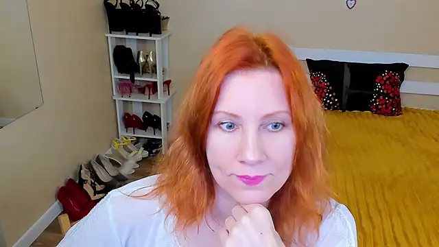 FoxySophia online show from 07-04-26, 08:37