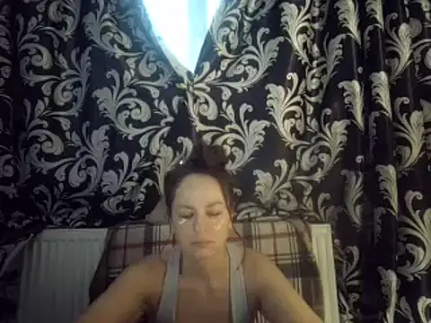 LindaStarS online show from 02-03-25, 05:51