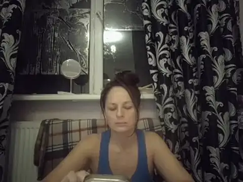 LindaStarS online show from 02-20-25, 05:51