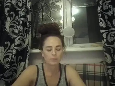 LindaStarS online show from 03-16-25, 05:17