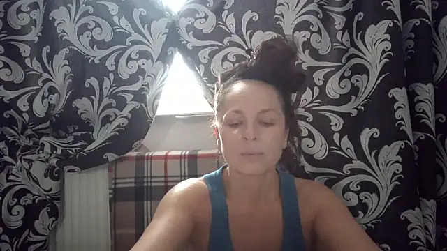 LindaStarS online show from 02-07-26, 06:50