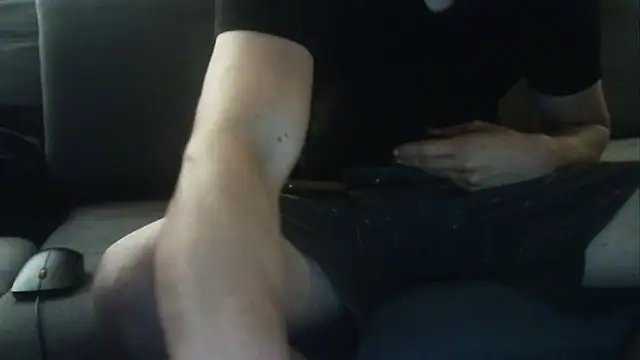 ShyGuyWannaTry online show from 09-11-25, 03:28