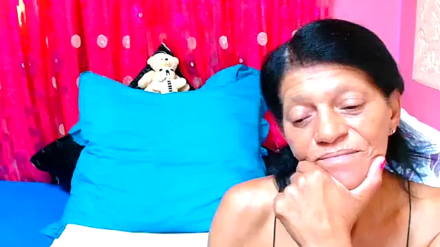 SLUTTYROXY online show from 01-10-25, 04:44