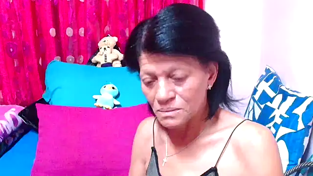 Snapshot of SLUTTYROXY chatting on 10-26-25, 05:52 SLUTTYROXY online show from 10-26-25, 05:52