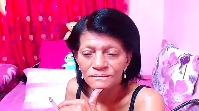 Snapshot of SLUTTYROXY chatting on 11-03-25, 04:47 SLUTTYROXY online show from 11-03-25, 04:47