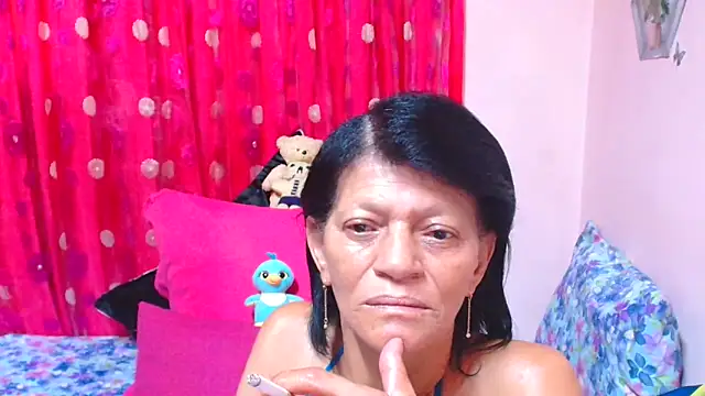 SLUTTYROXY online show from 05-01-26, 09:03