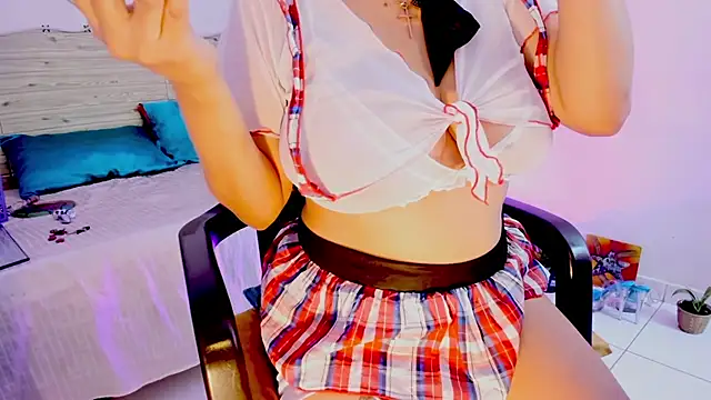 Snapshot of lilahSweet chatting on 10-02-25, 12:01 lilahSweet online show from 10-02-25, 12:01