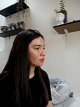 loveuu-bae online show from 12-02-24, 08:44