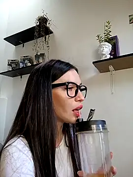 loveuu-bae online show from 01-17-25, 09:06