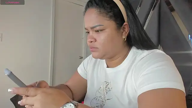 moonsweet1 online show from 02-28-25, 07:03