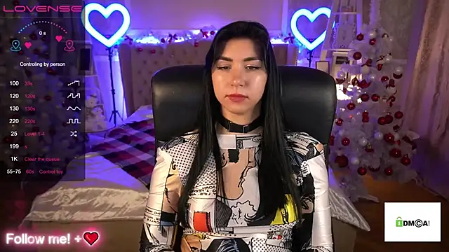 Snapshot of EmilyCandyy chatting on 12-09-24, 10:11 EmilyCandyy online show from 12-09-24, 10:11